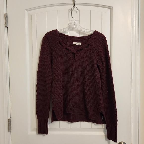 Aeropostale Wine Sweater Size Small - Picture 2 of 8